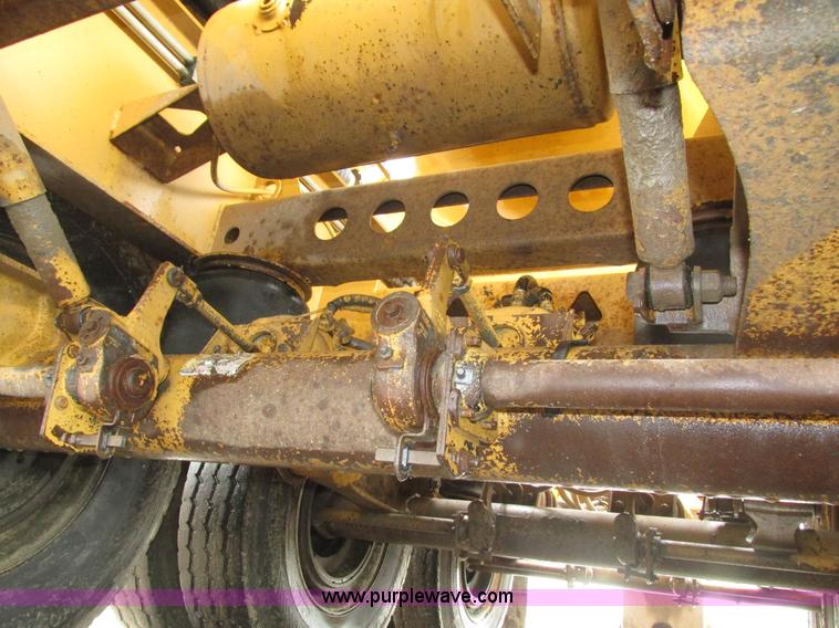 image for item H4511 2012 Trail King TK60SSD-433 side dump trailer