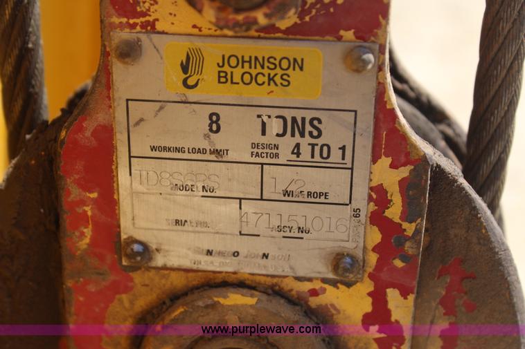 image for item I1586 2006 Komatsu D41P-6 pipelayer