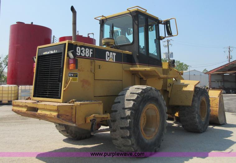 image for item I1982 1994 Caterpillar 938F wheel loader