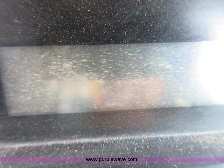 image for item I1982 1994 Caterpillar 938F wheel loader