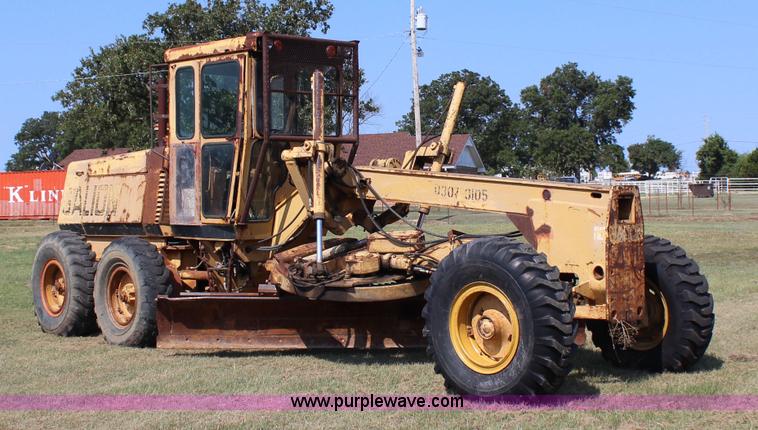 image for item J2396 Galion A550 motor grader