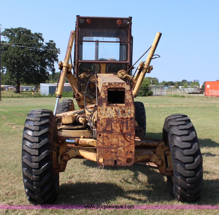 image for item J2396 Galion A550 motor grader