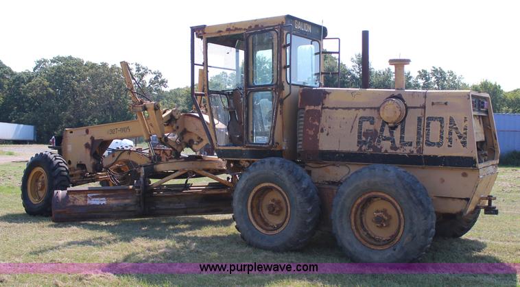 image for item J2396 Galion A550 motor grader
