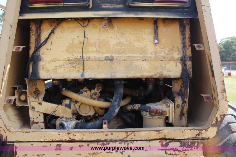 image for item J2396 Galion A550 motor grader