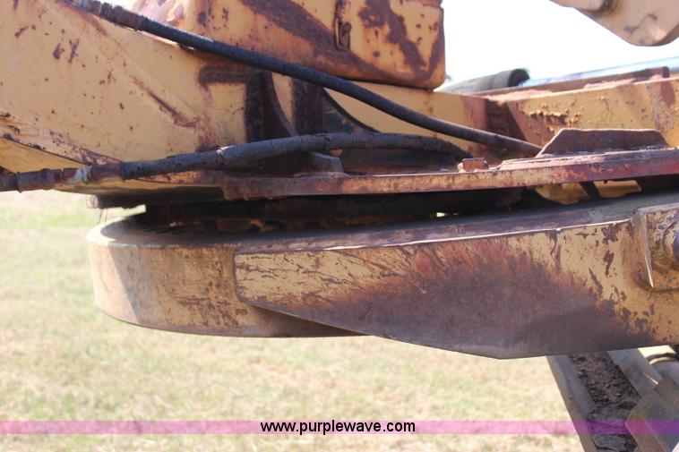 image for item J2396 Galion A550 motor grader