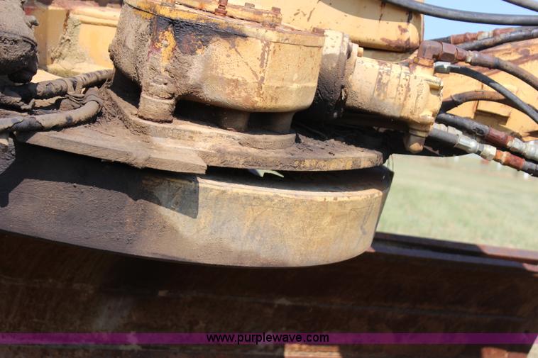 image for item J2396 Galion A550 motor grader