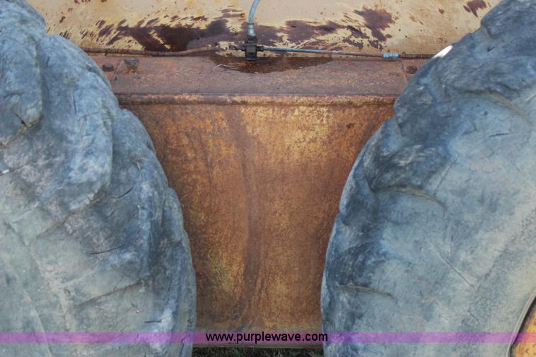 image for item J2396 Galion A550 motor grader