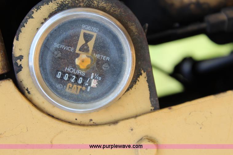 image for item J3528 1968 Caterpillar D7E dozer