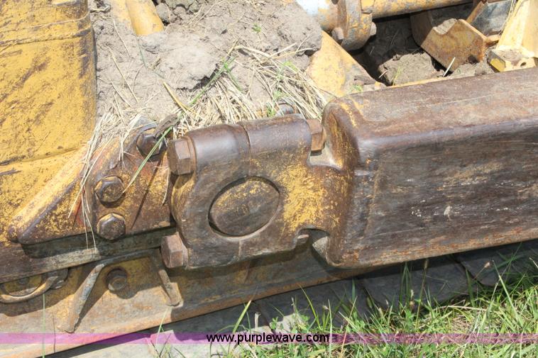 image for item J3528 1968 Caterpillar D7E dozer