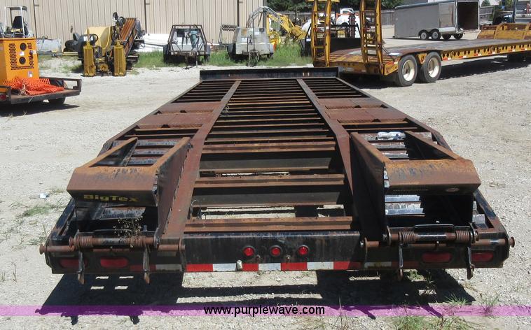 image for item J3575 2007 Big Tex 24ED-24+5 equipment trailer