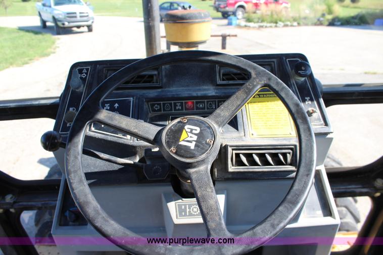 image for item J3709 1999 Caterpillar 416B backhoe