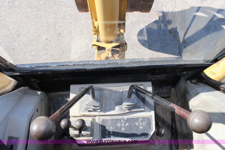 image for item J3709 1999 Caterpillar 416B backhoe