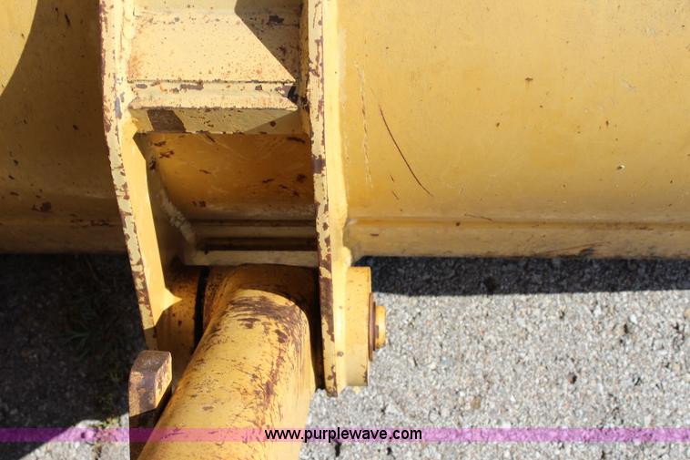 image for item J3709 1999 Caterpillar 416B backhoe