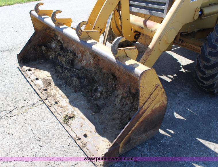 image for item J3709 1999 Caterpillar 416B backhoe