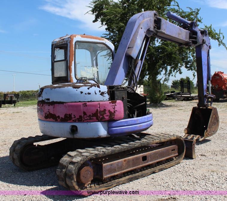 image for item J4423 Komatsu PC75UU-2 compact excavator