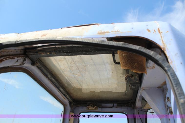 image for item J4423 Komatsu PC75UU-2 compact excavator