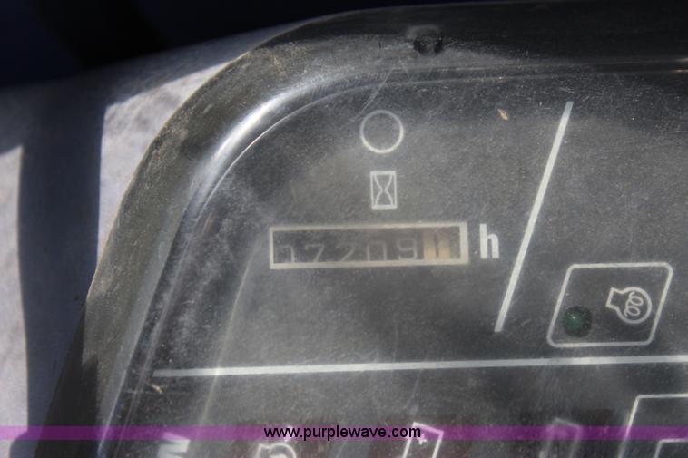 image for item J4423 Komatsu PC75UU-2 compact excavator