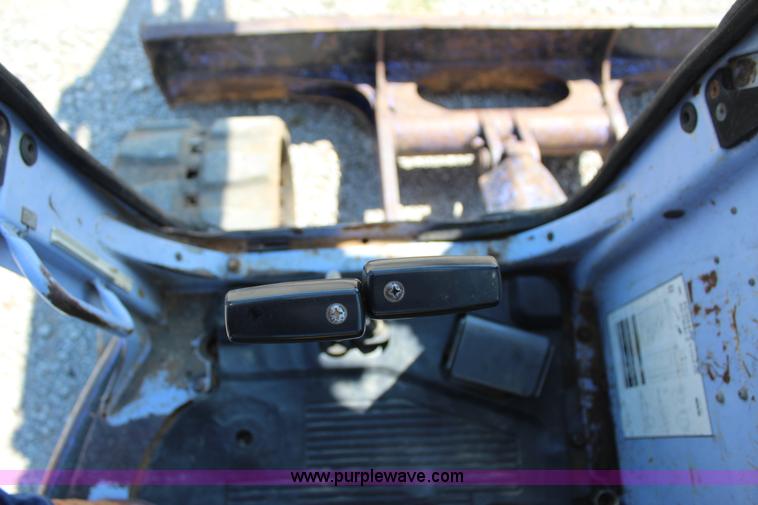 image for item J4423 Komatsu PC75UU-2 compact excavator