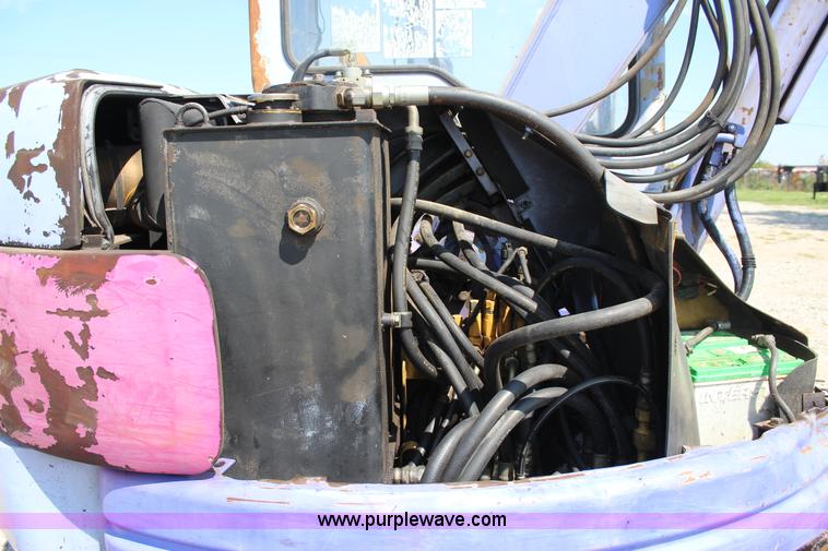 image for item J4423 Komatsu PC75UU-2 compact excavator