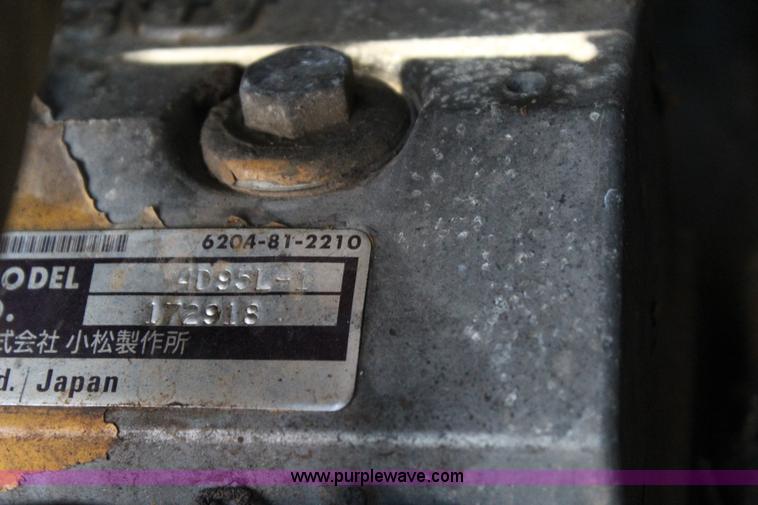 image for item J4423 Komatsu PC75UU-2 compact excavator