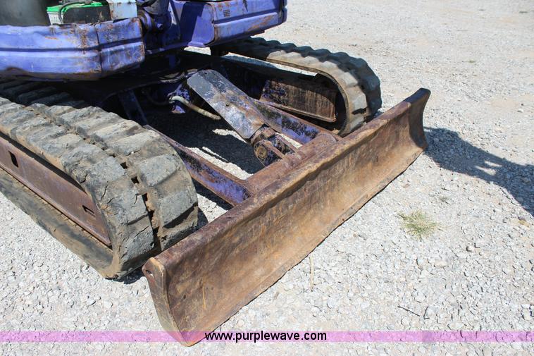image for item J4423 Komatsu PC75UU-2 compact excavator
