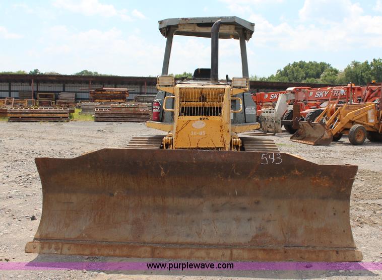 image for item J4431 2001 Komatsu D41E-6 dozer
