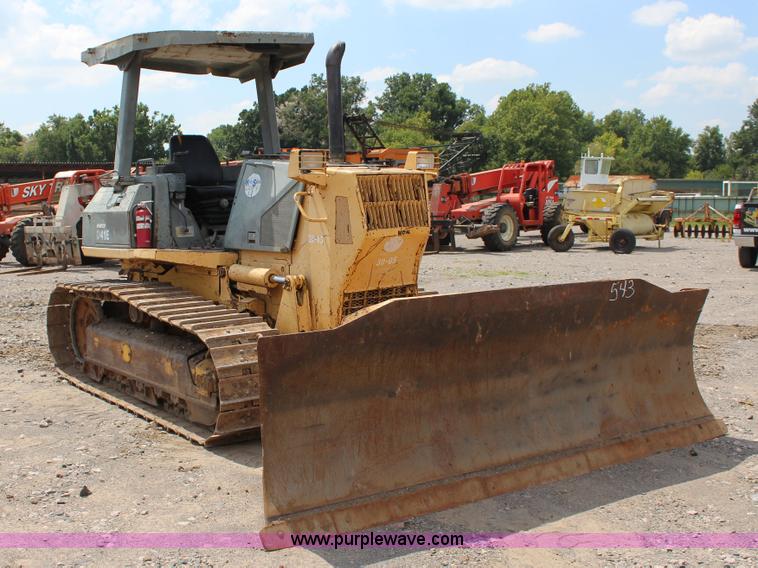 image for item J4431 2001 Komatsu D41E-6 dozer