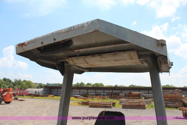 image for item J4431 2001 Komatsu D41E-6 dozer