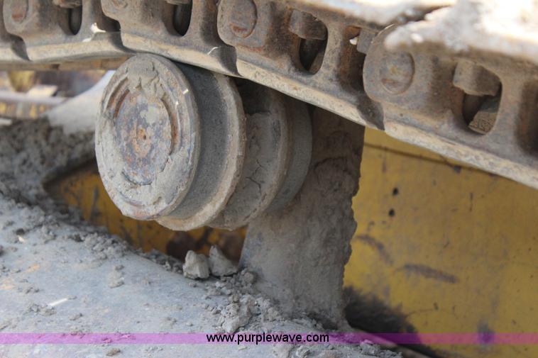 image for item J4431 2001 Komatsu D41E-6 dozer