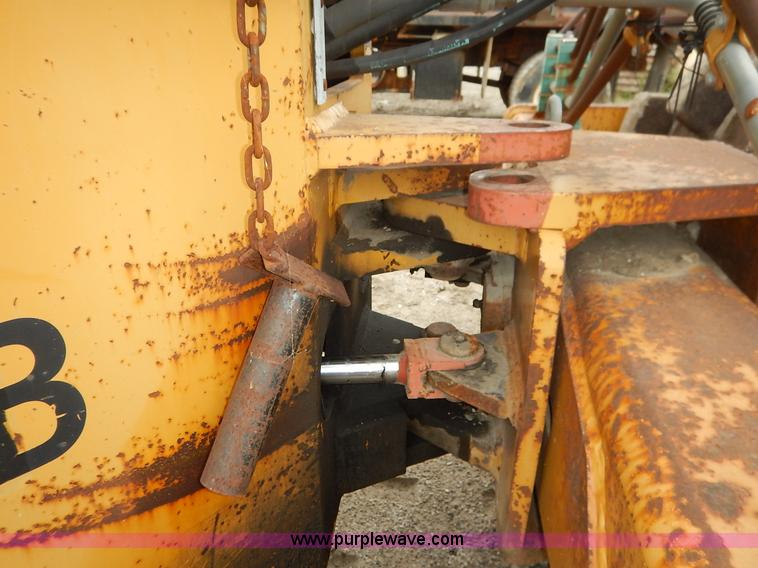 image for item J6412 1985 Ingersoll Rand SPF-56B articulated single drum vibratory compactor