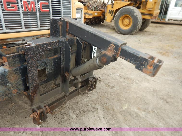 image for item J6416 1993 GMC TopKick dump truck