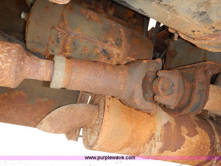 image for item J6416 1993 GMC TopKick dump truck