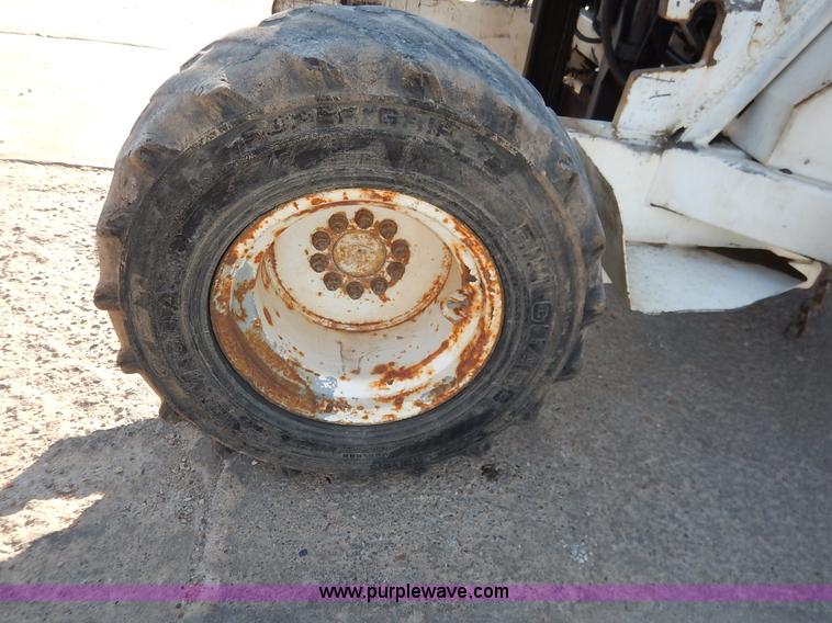 image for item J6460 1996 Tail Gator 5000AWD forklift