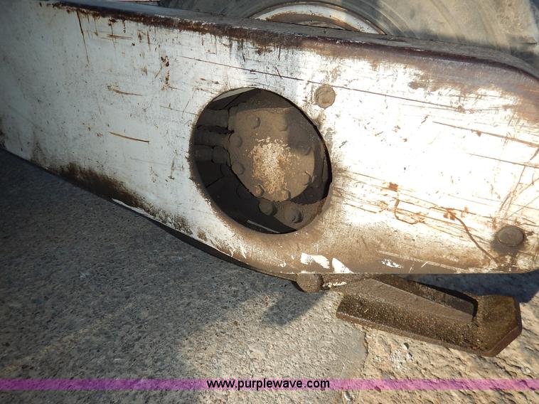 image for item J6460 1996 Tail Gator 5000AWD forklift