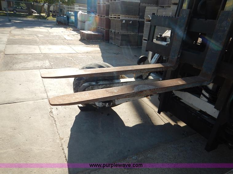 image for item J6460 1996 Tail Gator 5000AWD forklift