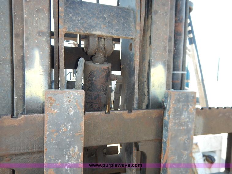 image for item J6460 1996 Tail Gator 5000AWD forklift
