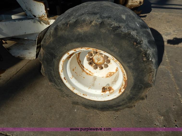 image for item J6460 1996 Tail Gator 5000AWD forklift