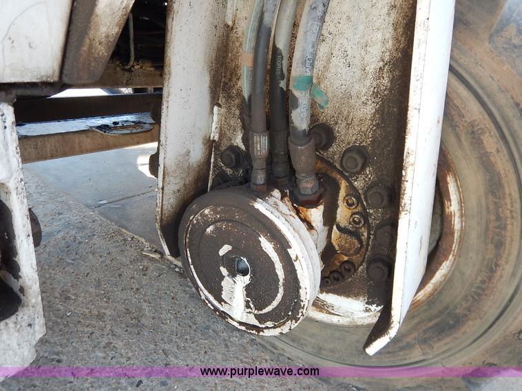 image for item J6460 1996 Tail Gator 5000AWD forklift