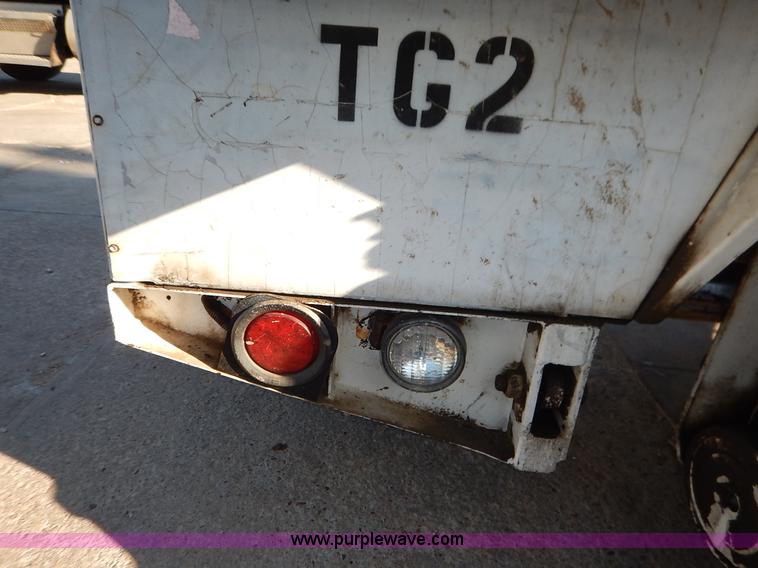 image for item J6460 1996 Tail Gator 5000AWD forklift