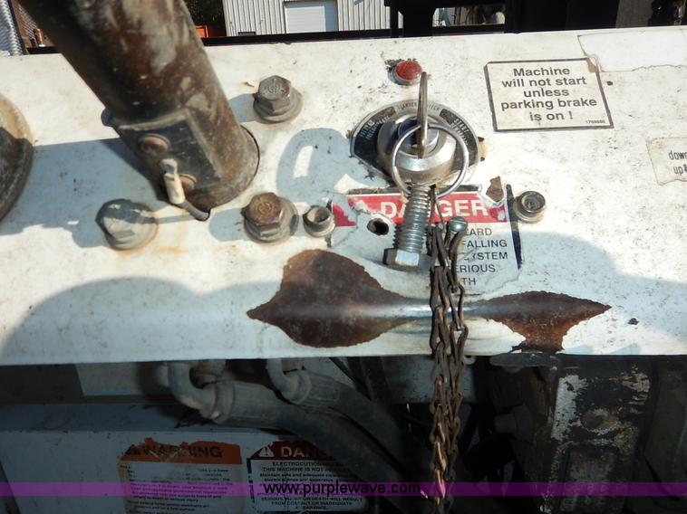 image for item J6460 1996 Tail Gator 5000AWD forklift