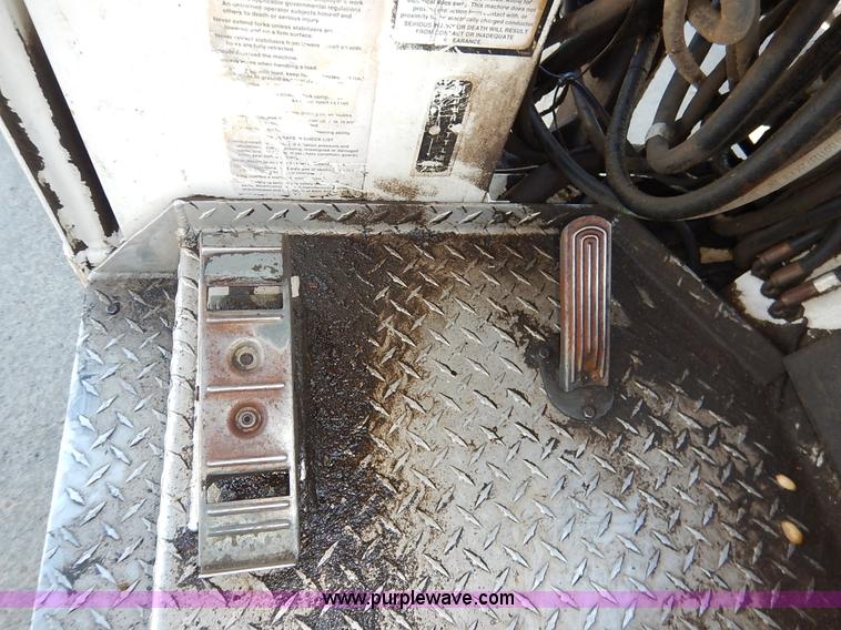 image for item J6460 1996 Tail Gator 5000AWD forklift