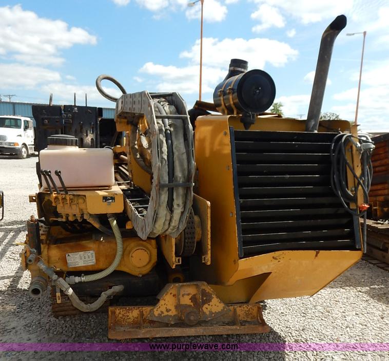 image for item J6480 1999 Vermeer D24X40A Navigator directional drill