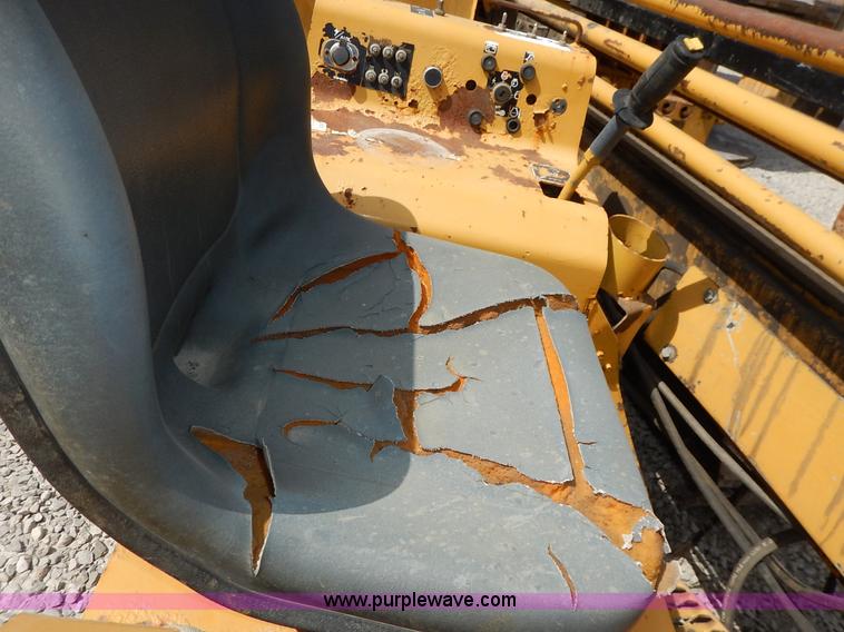 image for item J6480 1999 Vermeer D24X40A Navigator directional drill