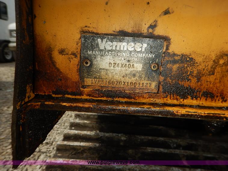 image for item J6480 1999 Vermeer D24X40A Navigator directional drill