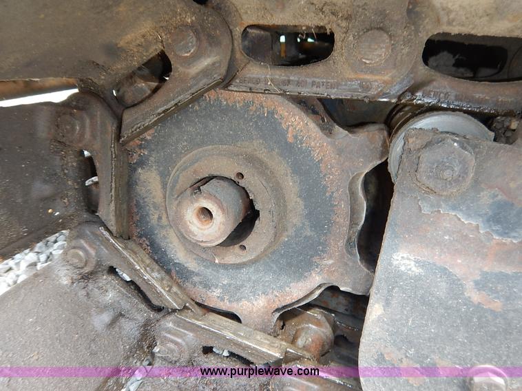 image for item J6480 1999 Vermeer D24X40A Navigator directional drill