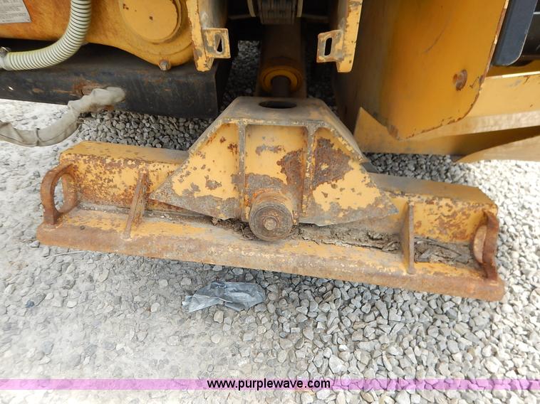 image for item J6480 1999 Vermeer D24X40A Navigator directional drill