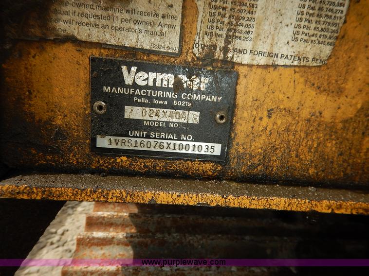 image for item J6481 1999 Vermeer D24X40A Navigator directional drill