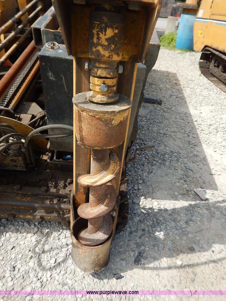 image for item J6481 1999 Vermeer D24X40A Navigator directional drill