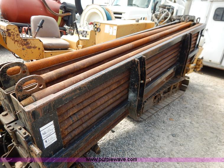 image for item J6482 2000 Vermeer D24X40A Navigator directional drill