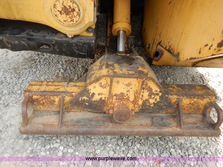 image for item J6482 2000 Vermeer D24X40A Navigator directional drill